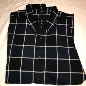 Banana Republic plaid Untucked button shirt for men. XL/TG, slim fit.  NWT